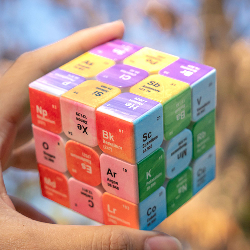 周期表 3x3 スピードキューブパズル 化学教育学習リソース - Desk Setup Girl のレビューと価格