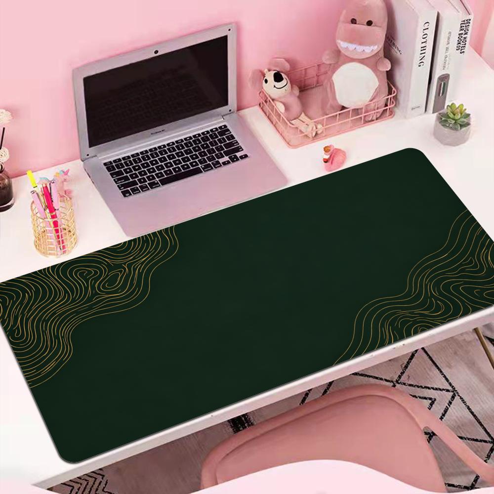 ミニマルフォレストグリーン高級デスクマット、拡張マウスパッド - Desk Setup Minimal のレビューと価格