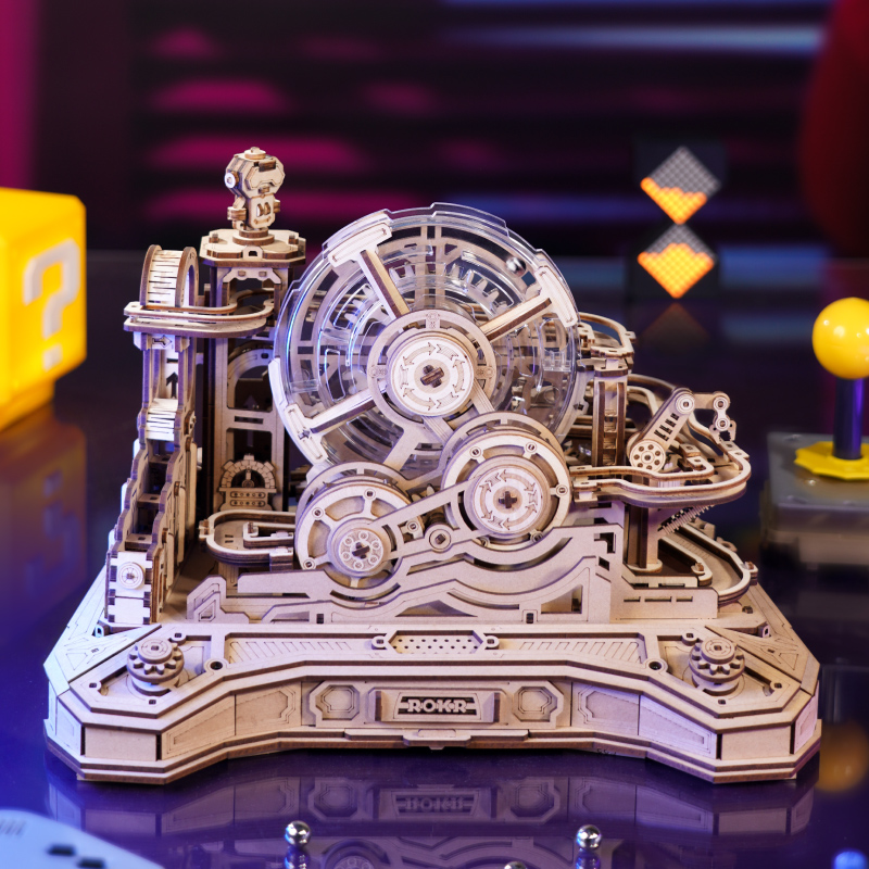 Robotime Rokr ピンボールモデル ギアボールチャ - Desk Setup Gear のレビューと価格